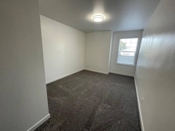 $2,441 / 2br - 937ft2 - Villas at Portage Creek - Just 5 minutes from I-5 & downtown Arlington (Arlington, WA)63659632002689120