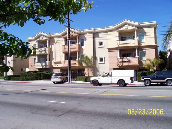 $2,250 / 2br - 1000ft2 - 2 BEDROOMS AND 2 BATHS - COZY APARTMENT NEAR LAKE BALBOA (BALBOA PARK)63774460982273120
