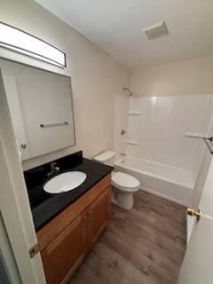 $2,275 / 2br - Fully Remodeled-Large Rooms-ALL UTILITIES INCLUDED (South Hadley)64017045490433121