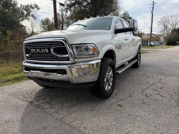 2017 RAM 2500 LARAMIE 1