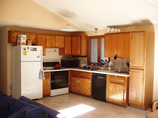 $925 / 3br - 1000ft2 - 1 Bdr in 3 bdr house - share home with 2 people (Windham)63931521148035121
