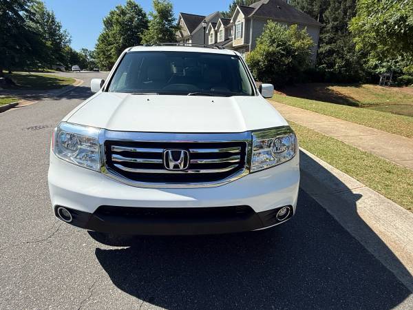 2015 Honda Pilot EXL 62k miles only - $14,950 (Raleigh)63470076424065123