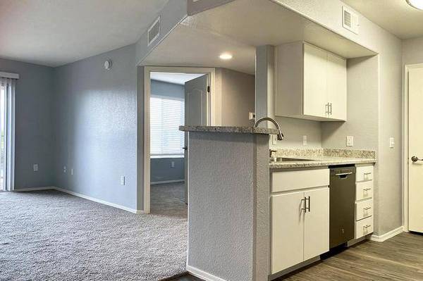 $1,760 / 3br - 1137ft2 - Fall in Love With Us! See What Makes Us The BEST-Come In Today! (Sierra Vista)64051177819905120