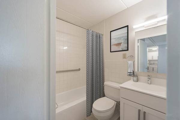 $1,615 / 2br - 621ft2 - A canvas for your dreams: Experience our spacious 2 BR today! (Springfield - Near Downtown Springfield)64016883661827124
