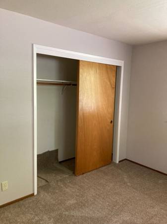 $1,200 / 2br - 900ft2 - 2 bedroom/1 Bath 4-plex (Humboldt  Ave & Cypress St)63972104555011122