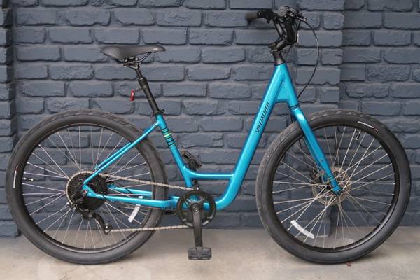 Medium Specialized Roll 3 Step Thru Hydraulic Disc brake Bike 5'6-5'11 1