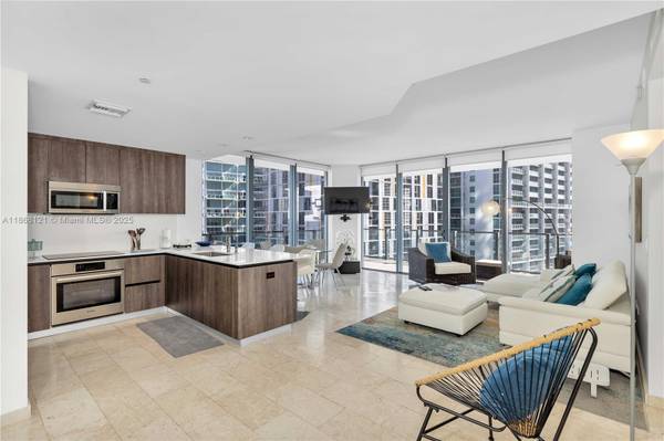 $6,800 / 2br - 1265ft2 - Elegant 2bd Furnished Condo at Reach Residences, Miami (Miami)64049280860291122
