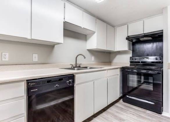 $305 / 1br - 804ft2 - 1 Bed in Galveston - Short Term Lease $305 (galveston)63879461836033121