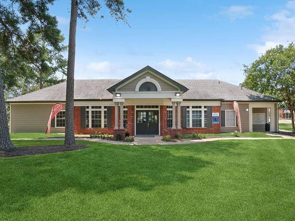 $1,182 / 2br - 1066ft2 - Clubhouse, 2 Playgrounds, Breakfast bar, Refrigerator with ice maker (Houston)63906680883331124