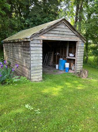 Storage shed 1