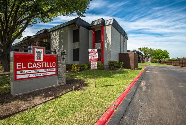 $1,263 / 2br - 853ft2 - Availability 24 Hours, Window Coverings, On-Site Maintenance (1233 Castle Dr , Garland, TX)63796555855105122