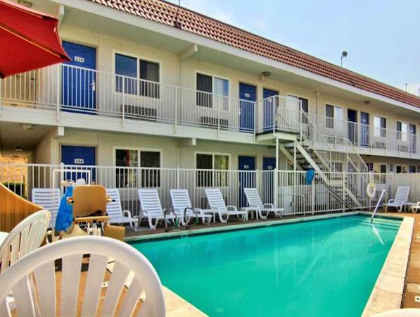 $399 / 1br - Sharply Discounted Weekly Rates - All-Inclusive > W-Fi, Pool, Cable TV (Natomas & Smf Airport)64043838150531124