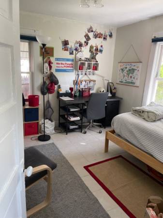 $4200.00 / 4br - 1500ft2 - Available August 2026to Aug. 2027  4 brs  2 BATH63660228732929124