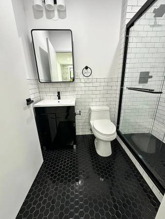 $1,400 / 1br - 1BR Apartment for Rent – 1031 Kelly St (Bronx)64033633172482123