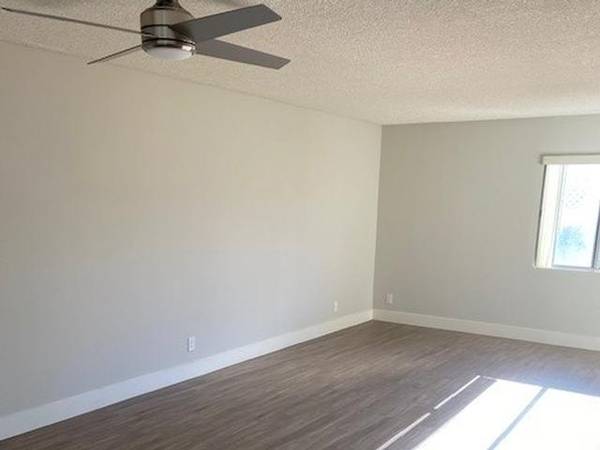$2,589 / 1hab - 858ft2 - Instalaciones de lavandería en el lugar, hermosos jardines, ventilador de techo, terraza solar63829304312323122