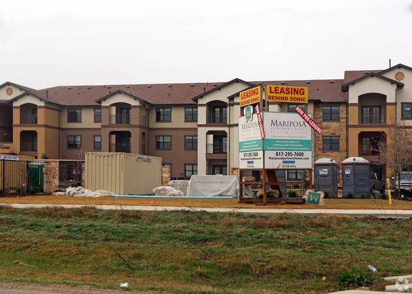 $1,799 / 2br - 1094ft2 - This place will feel like home! 2 bed, 2 bath available! 1094 Sq Ft! (Burleson)63796257703939121