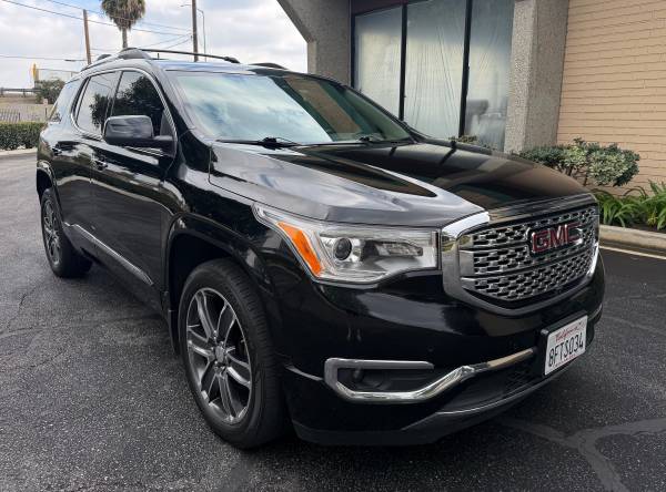 2018 GMC Acadia Denali AWD , 3rd row FULLY LOADED 1