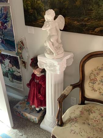 Statue Angel by Falconer 1