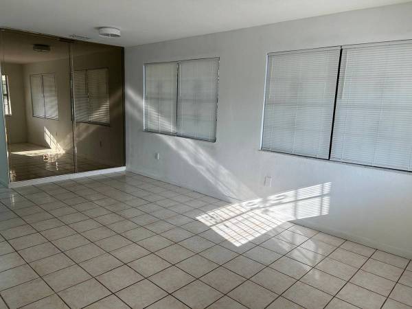 $1,000 / 1br - 500ft2 - Yorkshire inn 375 weekly and 80 daily ((Charlotte))63925206108290122