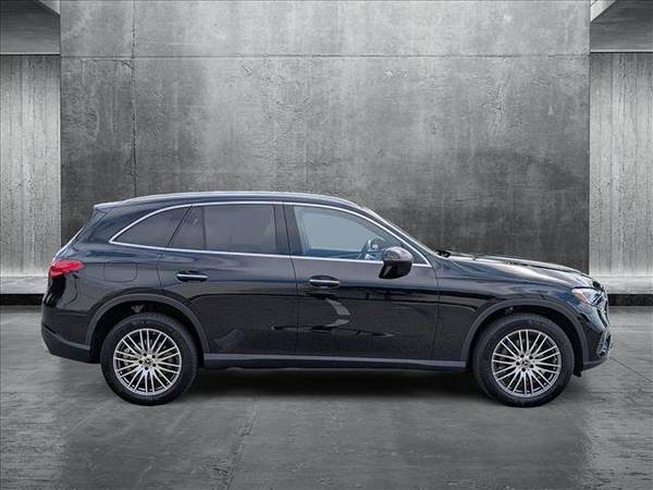 2024 Mercedes-Benz GLC AWD tracción integral C300 GLC300 Clase C GLC-Cla - $40,433 (Llame al *(510) 398-4108* para confirmar disponibilidad al instante)63470899473667123