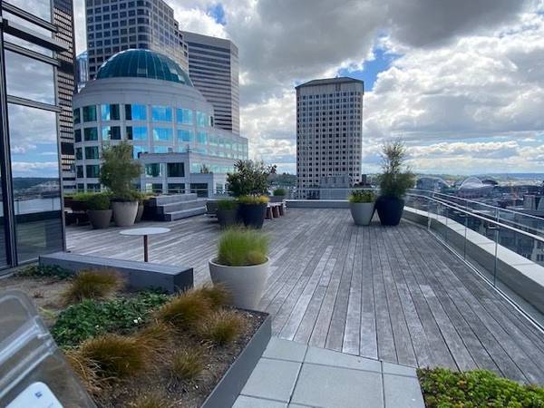 $2,189 October Special: Up to 25% Off Your New Workspace! (Seattle)64166053327361124