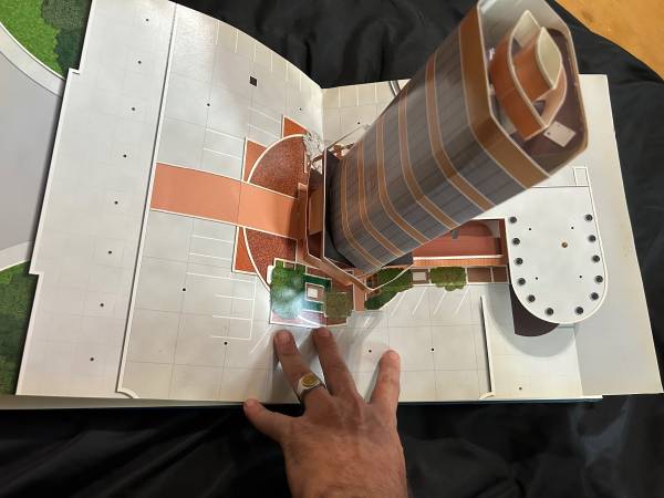 VTG- Frank Lloyd Wright, Pop-Up Book - collectibles - by