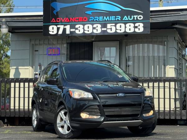 2014 Ford Escape // Título Limpio // Bajos Kilómetros! // - $7,999 (Bien Mantenido// ¡PRECIO PARA VENDER!!)63618458883203120