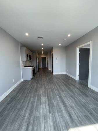 $3,400 / 1br - 365 Western Ave 1 Bed avail now (Brighton)63690755555075124