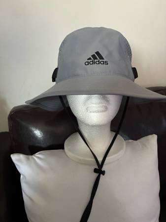 Adidas bucket hat 1