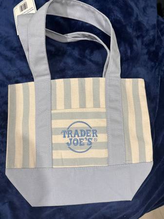 Trader Joe canvas tote bag 1