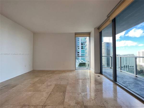 $4,200 / 2br - 1278ft2 - Very Spacious & Bright Corner 2bd Great Views! (1060 Brickell- Brickell)64001848081667123