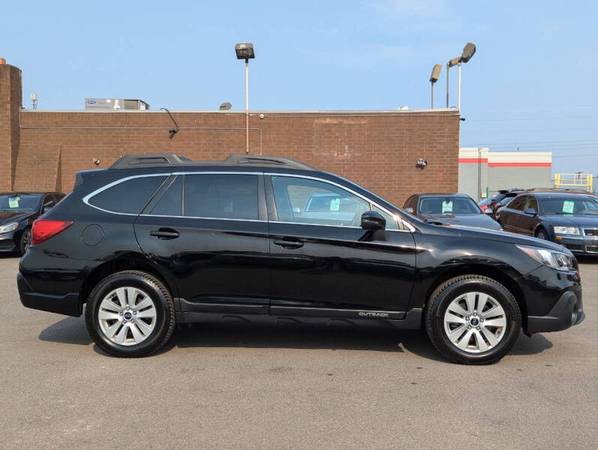 2018 Subaru Outback 2.5i Premium AWD 4 puertas Wagon - $14,972 (RAVMOTORS - BURNSVILLE)63481571164803122
