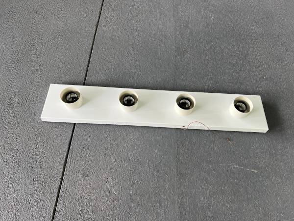 White Vanity Lighting - $15 (Palm Bay N.W.)62974823665921122