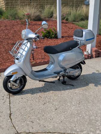 2007 Vespa LX 1