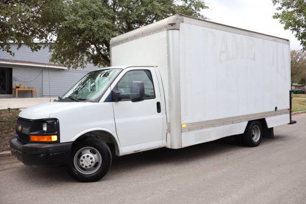 2016 Chevrolet EXPRESS 3500