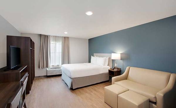 $359 / 1br - Weekly Specials with No Lease Commitment! (4250 Mapleshade Ln, Plano, TX)63846410262785124