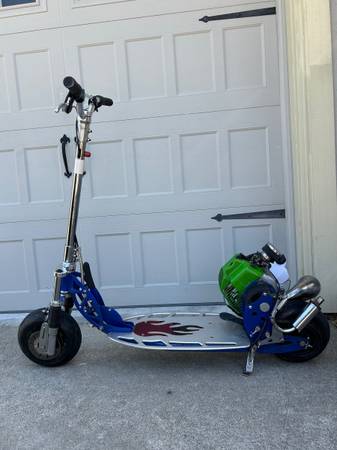 【中古】 You Can Be Low MavisPiggott Bladez Moby xl comp gas scooter motor scooter motorized scooter 2
