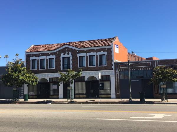 $3.295 / 1500 pies² - Estudio creativo/espacio para exposiciones, planta abierta, fachada con frente a la calle, techos altos (Los Ángeles)63509664689537122