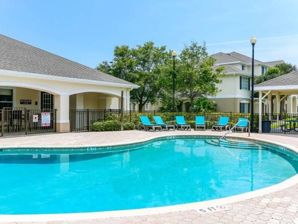 $1,930 / 3 hab - 1087 pies² - Gestión en el lugar, en MELBOURNE, 3/hab (3502 D'AVINCI WAY, MELBOURNE, FL)63823720836483123