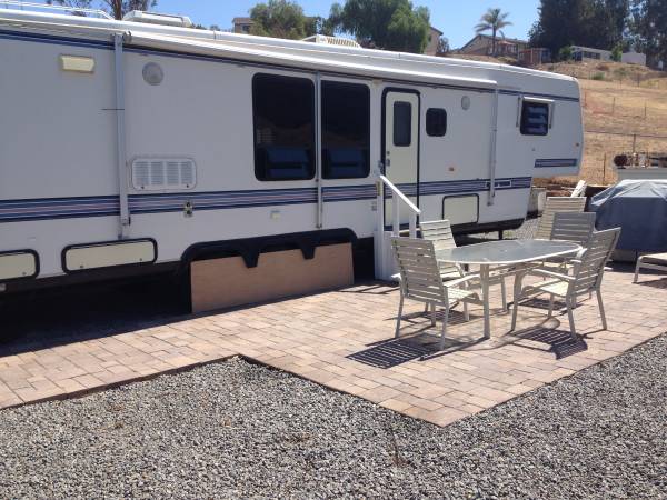 Trailer 40 foot 5th wheel 1