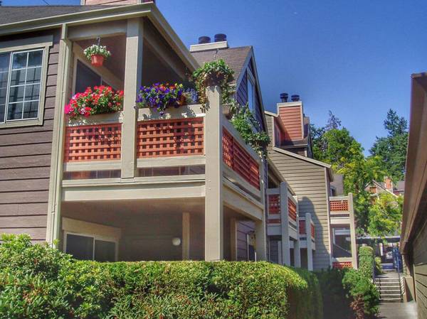$1,550 / 1br - 3 MONTHS UTILS INCLUDED - Within Minutes of Schools, Parks & Shopping (Beaverton)63999314991875122