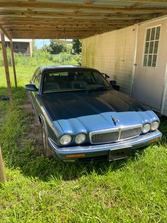1996 xj6 - $1,000 (Alva)63470258554371121