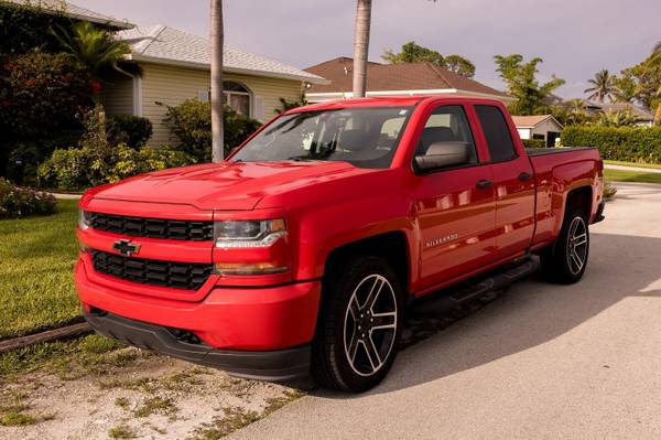 2017 Chevrolet Silverado 1500 Double Cab Custom - $13,000 (San Fernando ca)63618151957891121