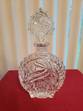 Clear Glass Decanter 1