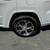 2020 Jeep Grand Cherokee Overland 4WD 5 thumbnail