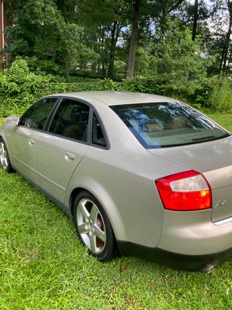 Audi A4 automática 1.8T del 2004 - $3,000 (Marietta)63620947441795122
