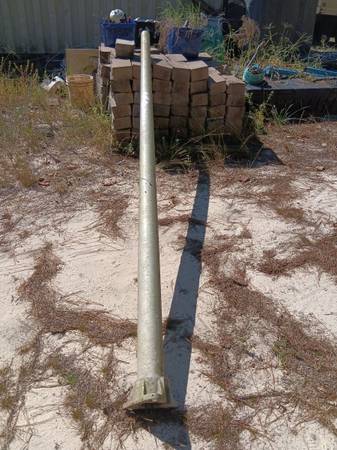 Light pole 1