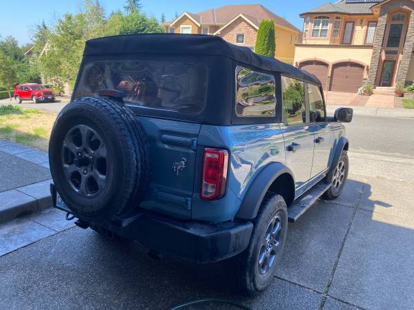 Ford Bronco Big Bend - Full Size Soft Top- Low Miles - $35,000 (Federal Way)63622833539457122