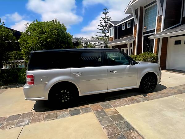 2019 Ford Flex SEL Utility 4 DR - $17,500 (Fallbrook)63470060175875121