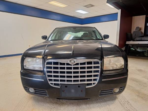2005 CHRYSLER 300.....¡NICE!! ..678 755 0651 - $3,900 (ATLANTA)63621061429505124